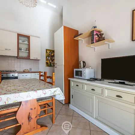 Fiorito Apartment *